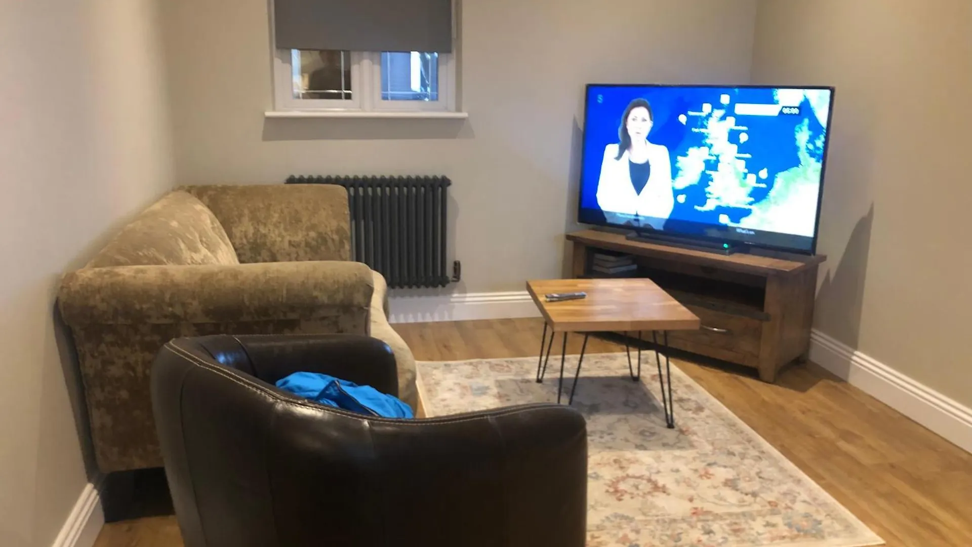 Green Gate Apartment London Homestay