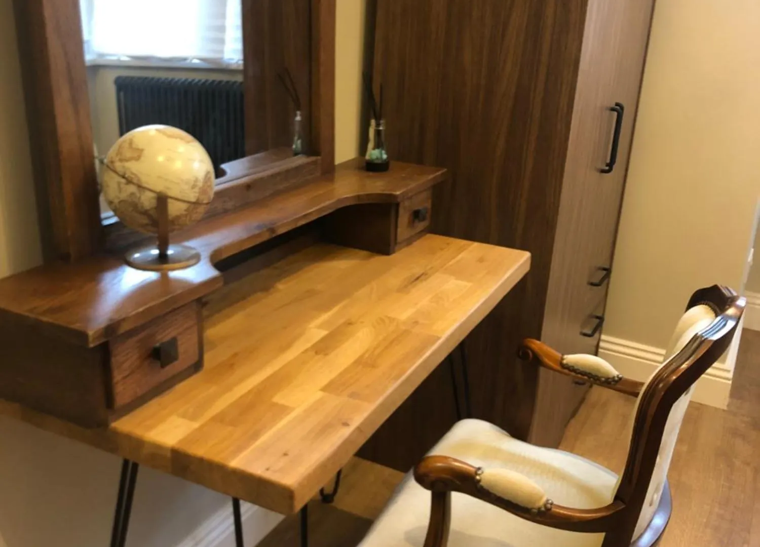 Green Gate Apartment London Homestay